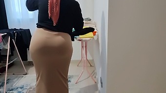 继母的丰满欲望是不可抗拒的亲密欲望
