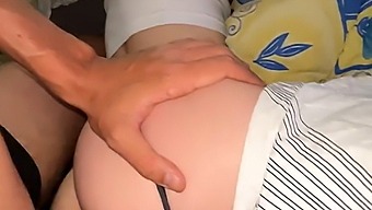 大奶子和铁杆性爱在团体狂欢中,内射结束